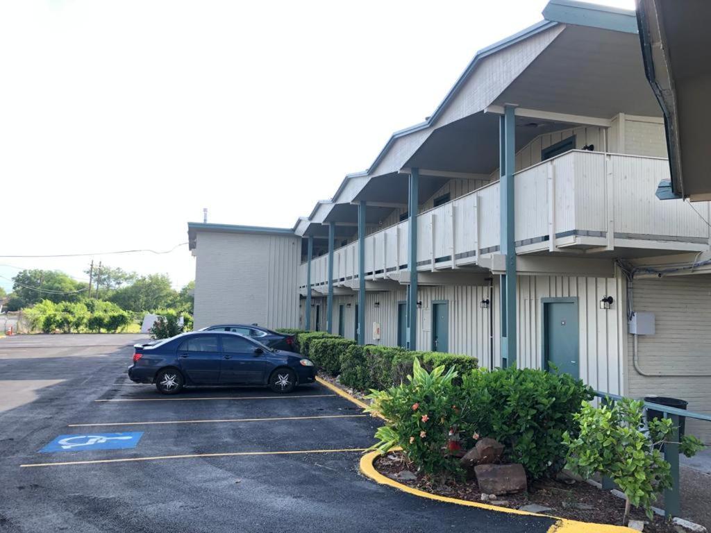 Safari Inn Motel Corpus Christi Esterno foto